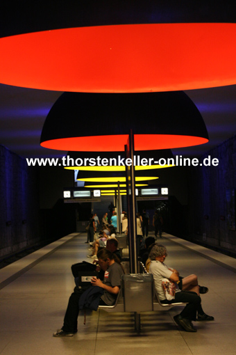0432_U-Bahn-Station Westfriedhof