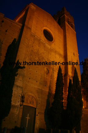 4502_Siena_Basilika di San Domenico bei Nacht