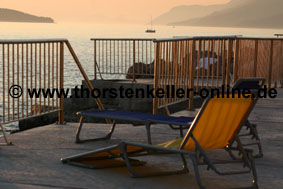 4795_Dubrovnik_Hotel Neptun_Liegen am Meer